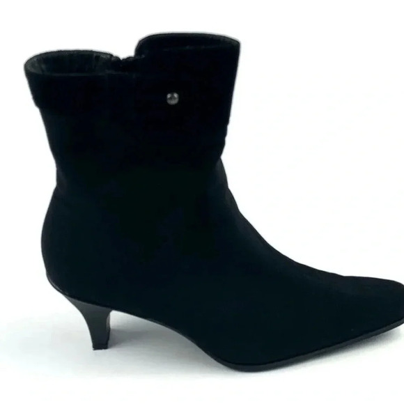 Stuart Weitzman Women’s Ankle Booties Neoprene Career Kitten Heel Size 7N - Picture 1 of 11